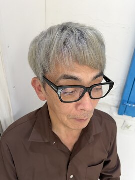 ウーロス(uros.) グレイヘア