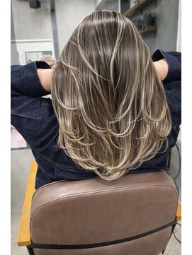 エイム(AiM) バレイヤージュ