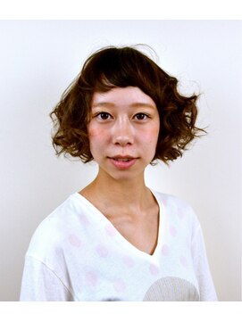 ラフレシア(rafflesia) ナチュラルカーリーボブ