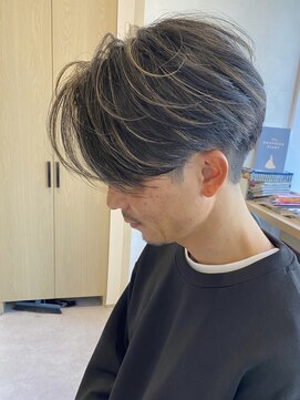 ボンドストーリー(Bond Story) 【 女性ウケ◎ 】センターパート / ハイライトカラー