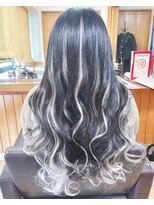 エクステンション クーチャー(Extention Cu'cha)&nbsp;エクステ　ホワイトバレイヤージュ