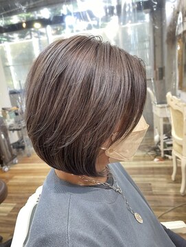 カシュカシュ(cache cache) ショートボブスタイル