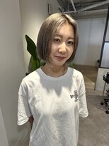 シラフ(SHIRAF)&nbsp;グレージュ×ボブ