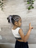 ロカット サロン(Roquat Salon)&nbsp;コーンロウ【ヘアセット/袴着付け/立川/国分寺/立川/袴】