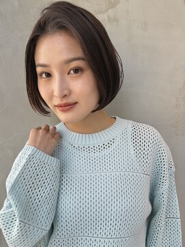ビュートリアム 南青山(BEAUTRIUM) 大人ショートボブ 骨格カバー 顔周りレイヤーカット 表参道30代