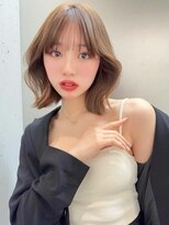 ソヨン 栄2号店(SOYON)&nbsp;大人/小顔/レイヤーカット/シースルーバング/黒髪/ネビージュ