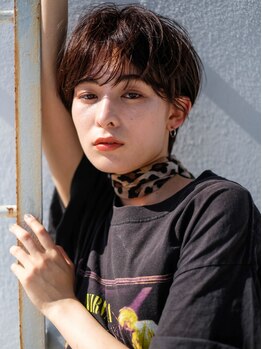 サーリー(SURLY)の写真/【カット+カラー+クイックトリートメント￥11000～】1mmも妥協しない骨格を見極めた似合わせショートヘア*