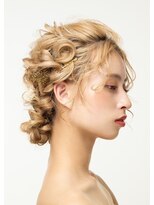 ヴィサージュプラス(VISAGE plus)&nbsp;成人式のセット&アップ