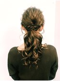 ローポニーテール　新橋駅近ヘアセット