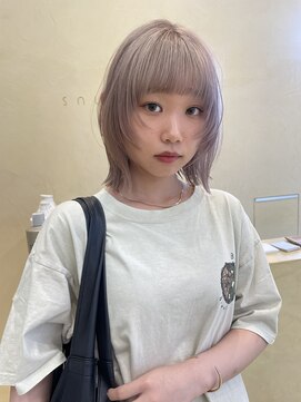 スニュウ(snuw) 【snuw mina】レイヤーカット/ホワイトベージュ/ブリーチカラー