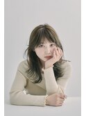 20代30代大人可愛いオリーブグレージュイメチェンレイヤーカット