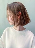 ボブミディアムショートおくれ毛美髪_ba329611
