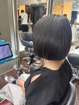 シャンプーボーイエイムス(SHAMPOO BOY aims) 女の子ボブ