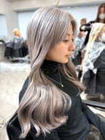 ランテルディ 渋谷(LANTERDIT)&nbsp;グレー/グレージュ/シルバー/エクステ/ダブルカラー/ブリーチ