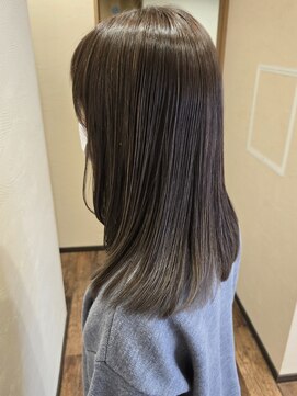 キー(Kii) レイヤー×グレージュハイライト