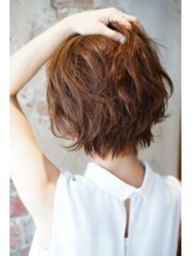 ザ シー 海老名(The C) 20代30代40代50代ナチュラル大人可愛いレイヤーショートボブ4