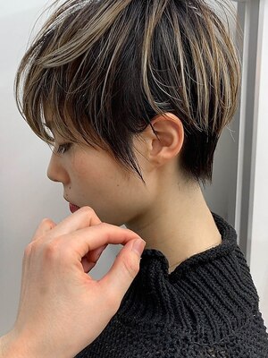 女性らしいふんわりシルエットのボブ・ショートヘアはおまかせ◎ばっさりイメチェンも♪