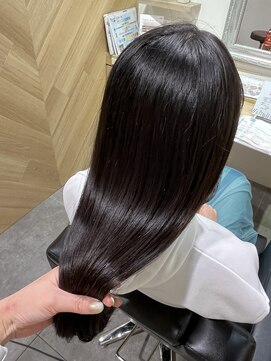 フォルテリノ ナゴヤ(FORTE Lino) ツヤ髪ストレート