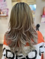 ティンク&nbsp;ホームカラーを活かしたカット