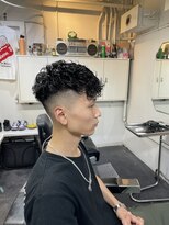 メリケンバーバーショップ フクオカ(MERICAN BARBERSHOP FUK)&nbsp;メンズカットマッシュパーマカルマパーマフェードツーブロック