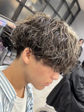 アビールブレ 新潟万代(ABEY LEVRAI) 新潟メンズパーマ　新潟波巻き　新潟波巻きスパイラル