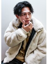 ヘアアンドフェイス ルースト(hair&face ROOST) 【エモスタイル】波打ツイスパセンターパート