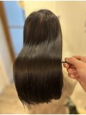 艶髪ナチュラルストレートヘア