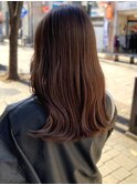 ブラウンベージュ　くびれヘア　艶トリートメント　美髪　艶髪