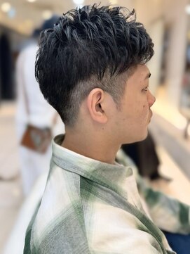 ザビー(THE B) 本八幡×メンズスタイル×似合わせカット×黒髪