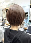 『岩田莉奈』うる艶カラー30代40代50代丸みショートひし形新宿