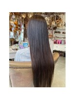 シェリ ヘアーアンドメイク(Cherie hair＆make)&nbsp;ナチュラルストレートで上質なケアを