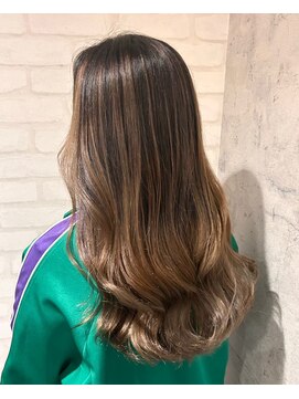 アフィナー(Afinar) 【横浜/横浜駅】グラデーションウェーブ