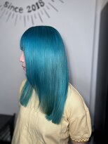 ヘアーデザインルアナ(Hair design Luana.)&nbsp;透け感エメラルドグリーン