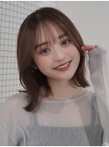 韓国風くびれミディアムボブハッシュカット