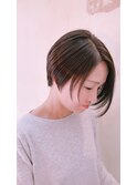 ツヤ感アシメグラデーションボブ