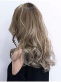 【QUATRO】抜け感が可愛い立体感のあるLA風外国人カラー