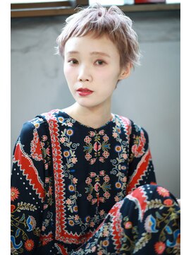 クロム(Chlom) Chlom☆ マニッシュショート/ジグザグバング TEL 0425125655