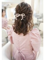 ヘアアンドメイクジップ恵比寿 (Hair＆Make ZIP)&nbsp;ガーリーハーフアップ　ヘアセット