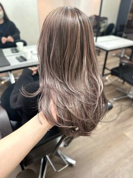 ヴィフ 大船(VIF) グレージュカラー/ボブウルフ/ココアベージュ