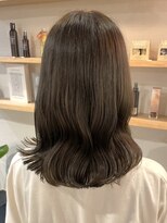 ミルヘアデザイン(mil hair design) レイヤーカットアッシュカラーグレージュ透明感カラー前髪