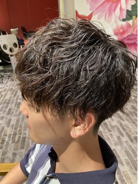 リリーコナー 武蔵小杉(LilyConnor) 武蔵小杉/メンズ/ヘッドスパ/眉毛/ツイストスパイラル/パーマ/