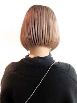 ジルブラン(JIL BLAN) ハイライトバレイヤージュダブルカラーショートカット30代40代