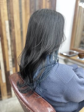 リッカ(RICCA) 【イヤリングカラー】ネイビーブルー×レイヤーロングヘア♪