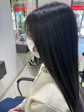 クロップ エス 茅ヶ崎本店(crop es) 20代　ケアカラー　オリーブ