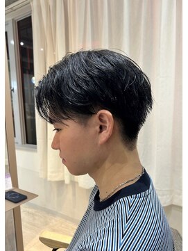 ヴィ 大宮(Vii) ダークアッシュ/カルマパーマ/アッシュブラック[メンズ/大宮]