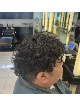 エアー 銀座タワー(AIR) 刈り上げパーマスタイル/スパイラルパーマ