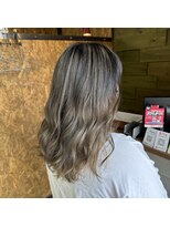 ピンズ(Pins)&nbsp;バレイヤージュ