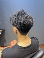 ビーダンディー(Bee dandy) ビジネスツーブロック ナチュラルパーマ 七三オールバック