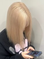 ベレーザ 渋谷(BELEZA)&nbsp;10921艶髪ホワイトブロンド切りっぱなしボブマロンベージュ