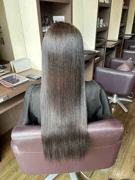 グリームバイフォルテ 藤枝(gream by FORTE) 黒髪/髪質改善/縮毛矯正/ストレート/ネビージュ/ワンレン/小顔